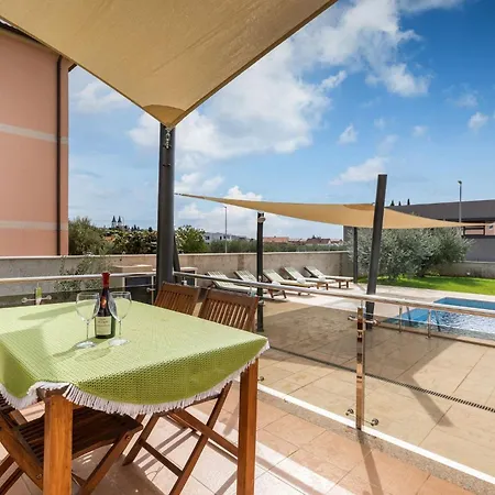 Gigetto Villa *